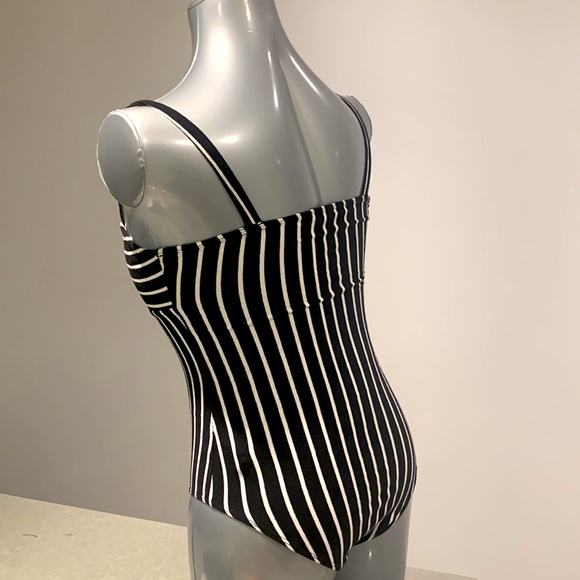 Streetwear Society Bodysuit - Picture 5 of 8